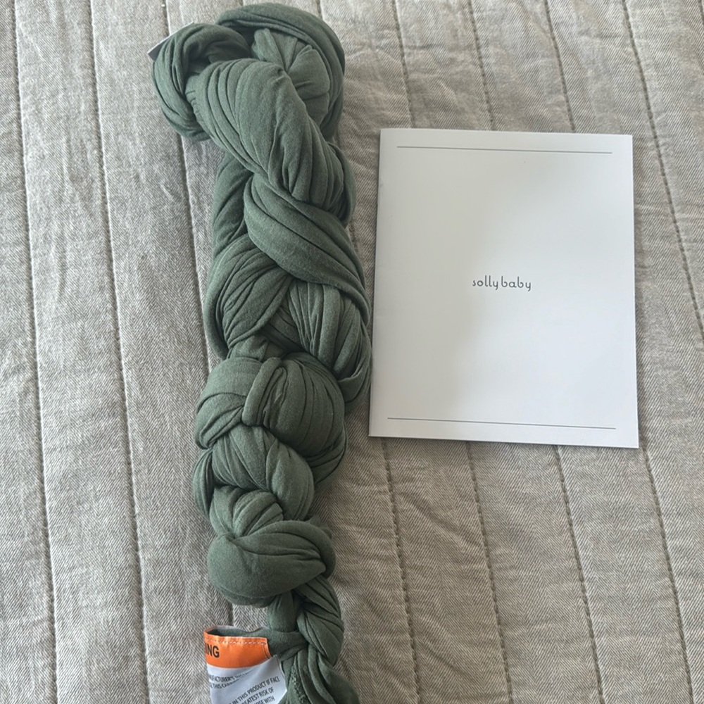 Solly Wrap - Basil - worn 3x, bought through Karrie Locher influence